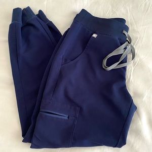 FIGS scrub pants in Navy